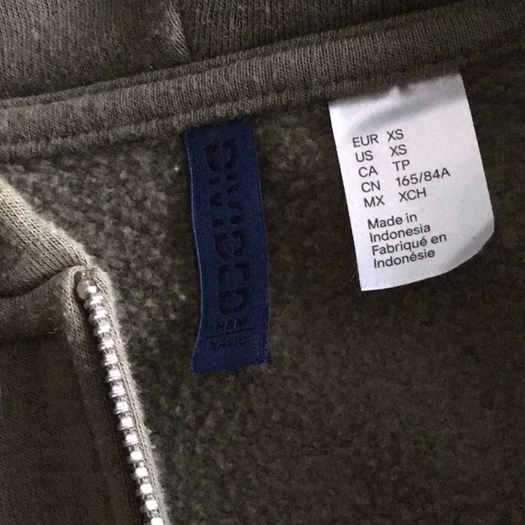 DIVIDED H&M Hooded Zip Up Sweatshirt - Picture 2 of 5